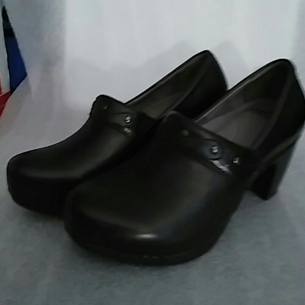 Casual / Dress Shoes